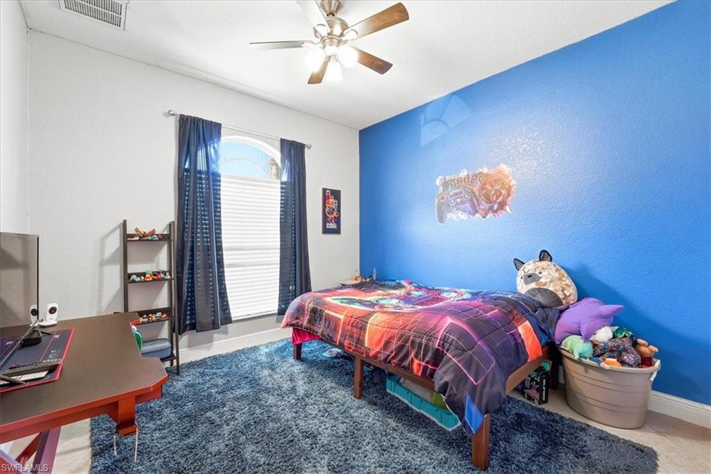 STONEYBROOK - Residential