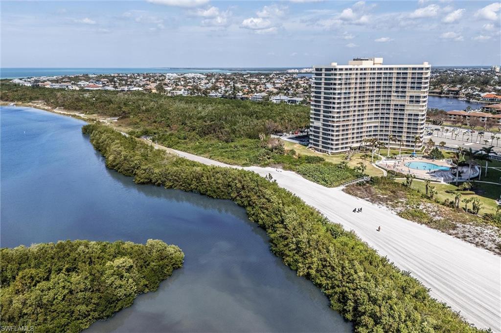 SOUTH SEAS - Residential