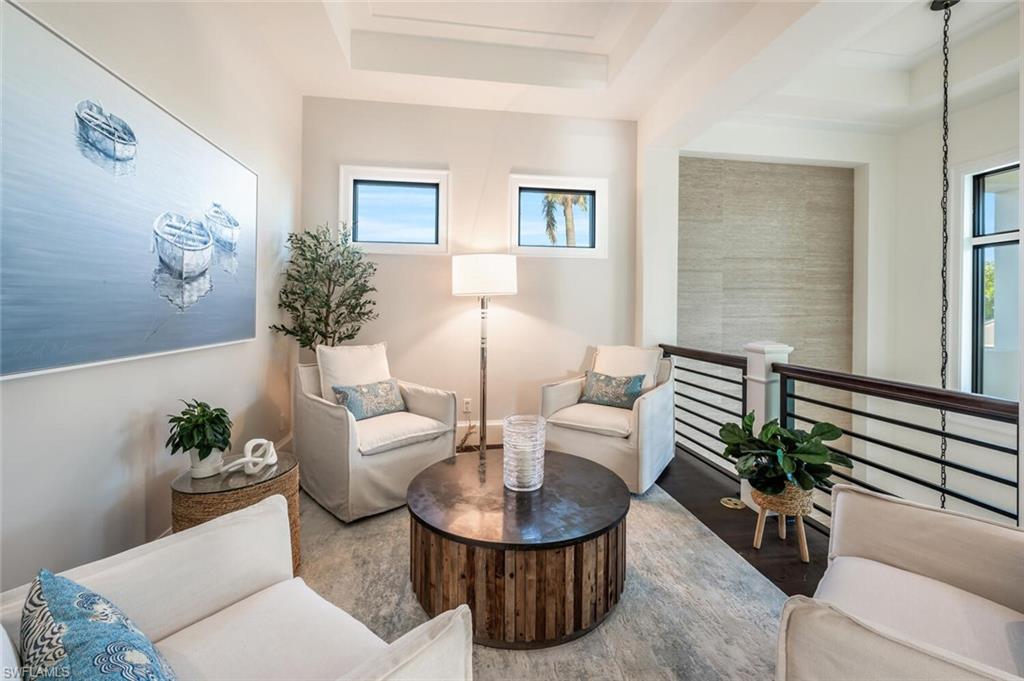 PARK SHORE - Residential