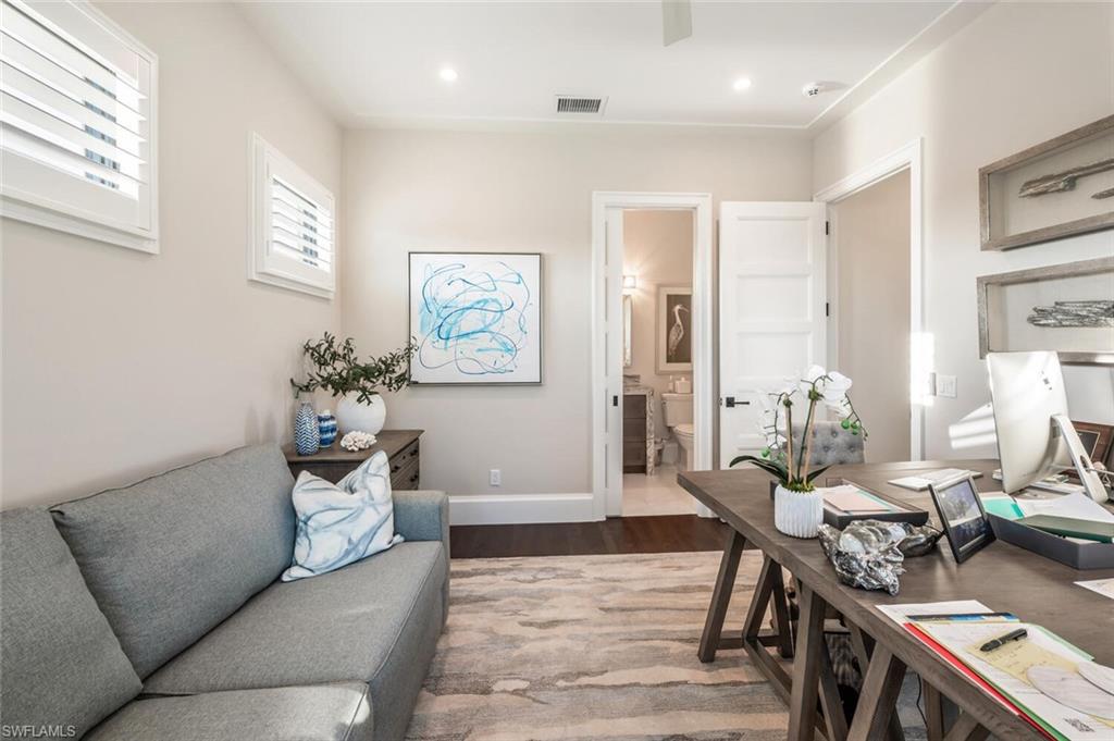 PARK SHORE - Residential