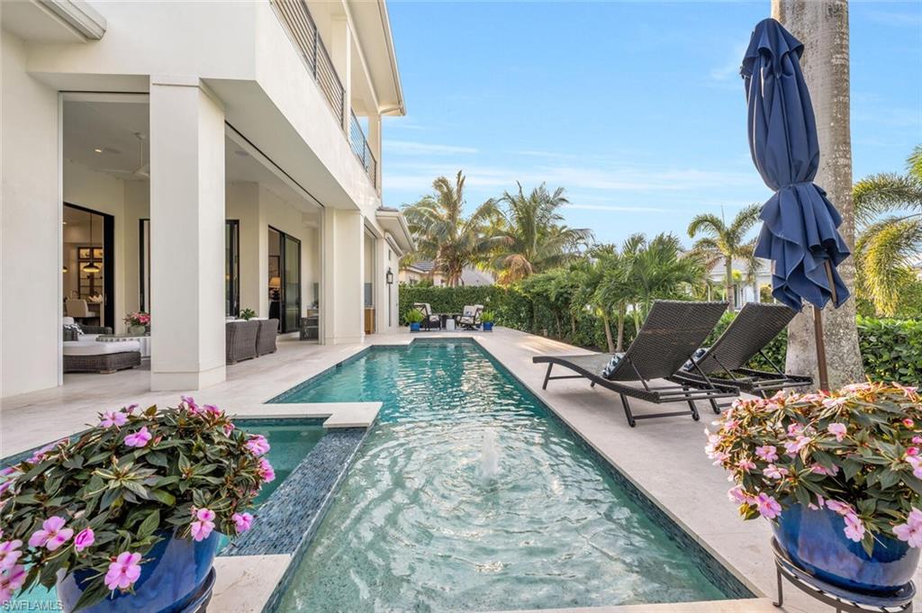 PARK SHORE - Residential