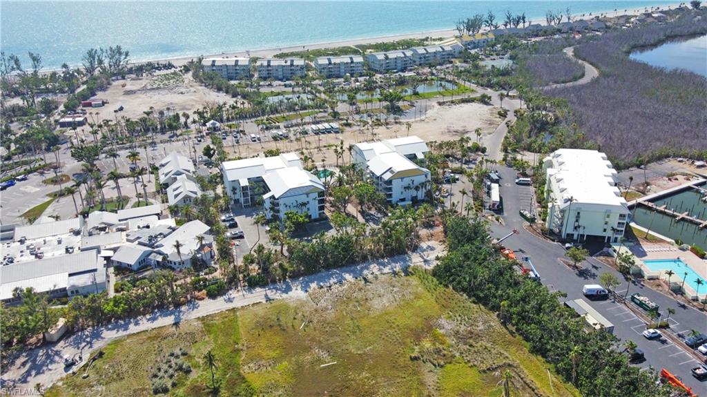 TENNIS VILLAS - Residential