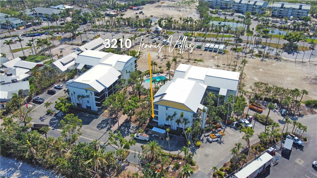 TENNIS VILLAS - Residential