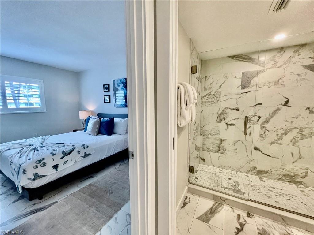 TENNIS VILLAS - Residential