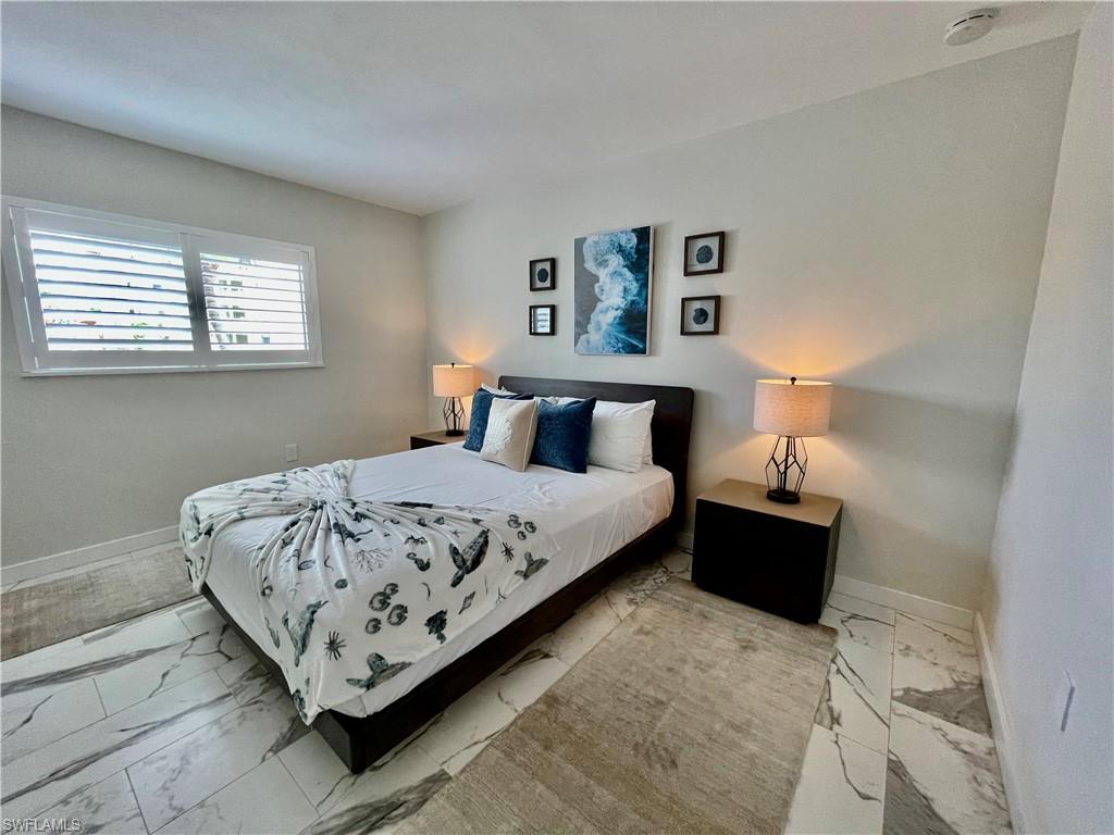 TENNIS VILLAS - Residential