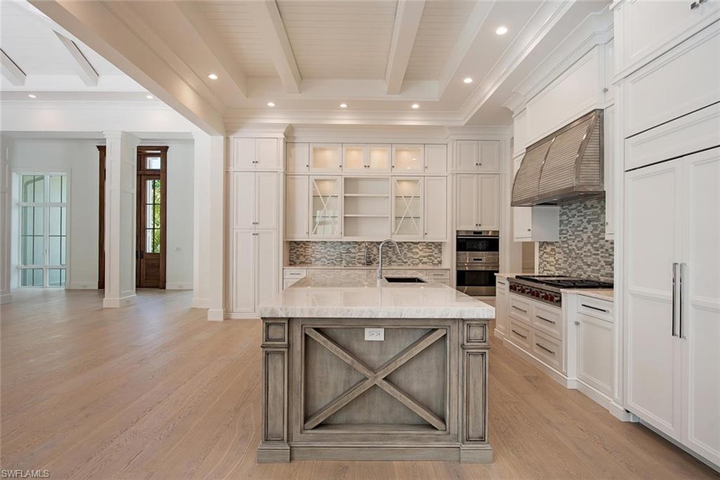 MOORINGS - Residential