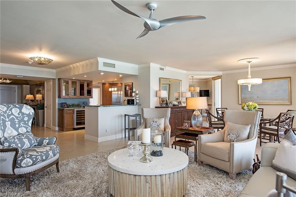 MONACO BEACH CLUB - Residential