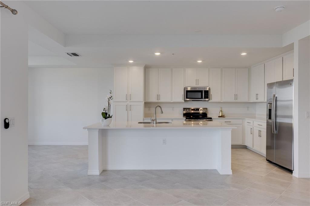 WEBBS RESERVE - Residential Lease