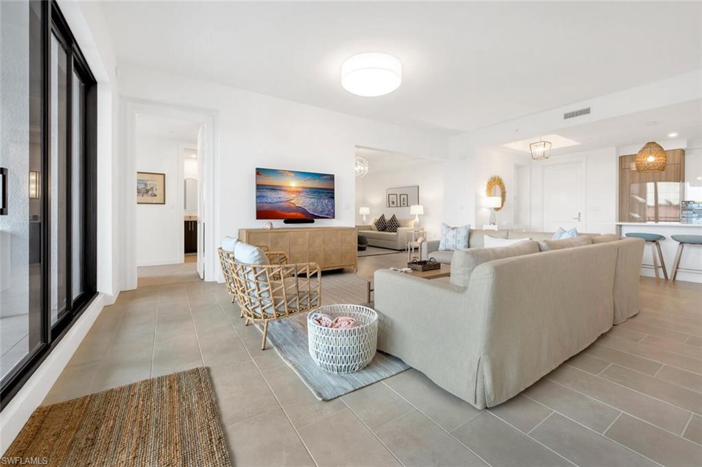 ELEVEN ELEVEN CENTRAL - Residential Lease