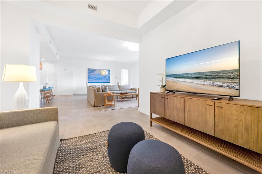 ELEVEN ELEVEN CENTRAL - Residential Lease