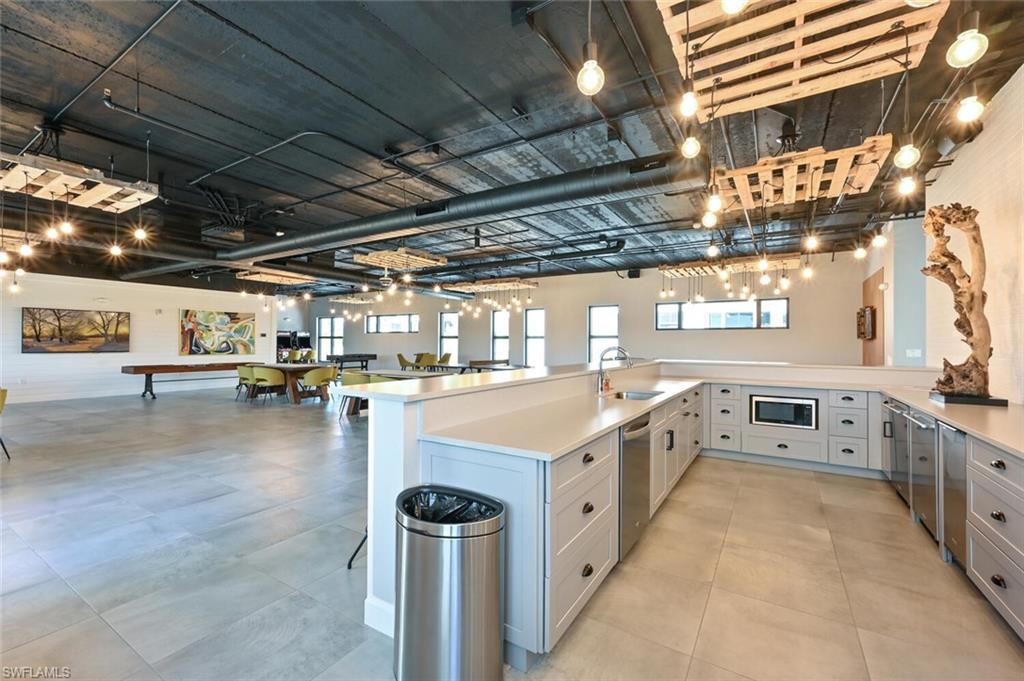 ELEVEN ELEVEN CENTRAL - Residential Lease