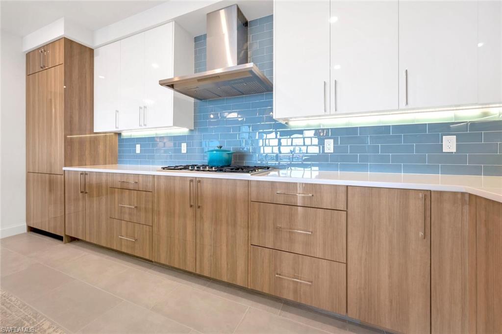 ELEVEN ELEVEN CENTRAL - Residential Lease