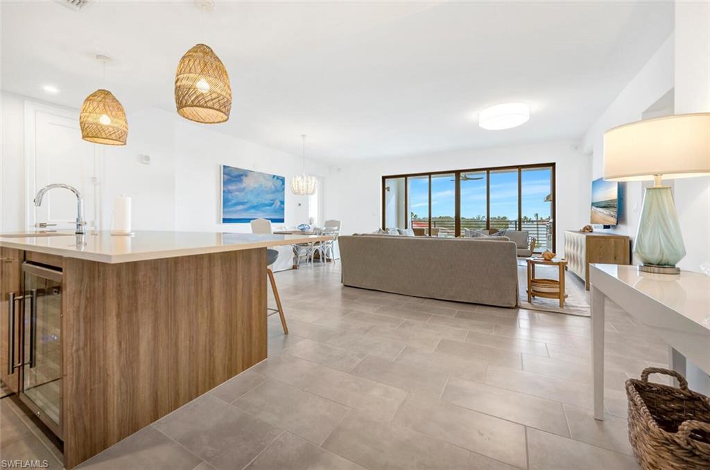 ELEVEN ELEVEN CENTRAL - Residential Lease