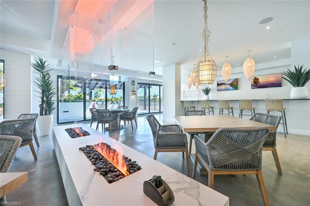 ELEVEN ELEVEN CENTRAL - Residential Lease