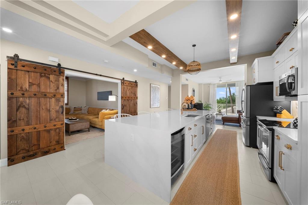 THE SHORES - Residential