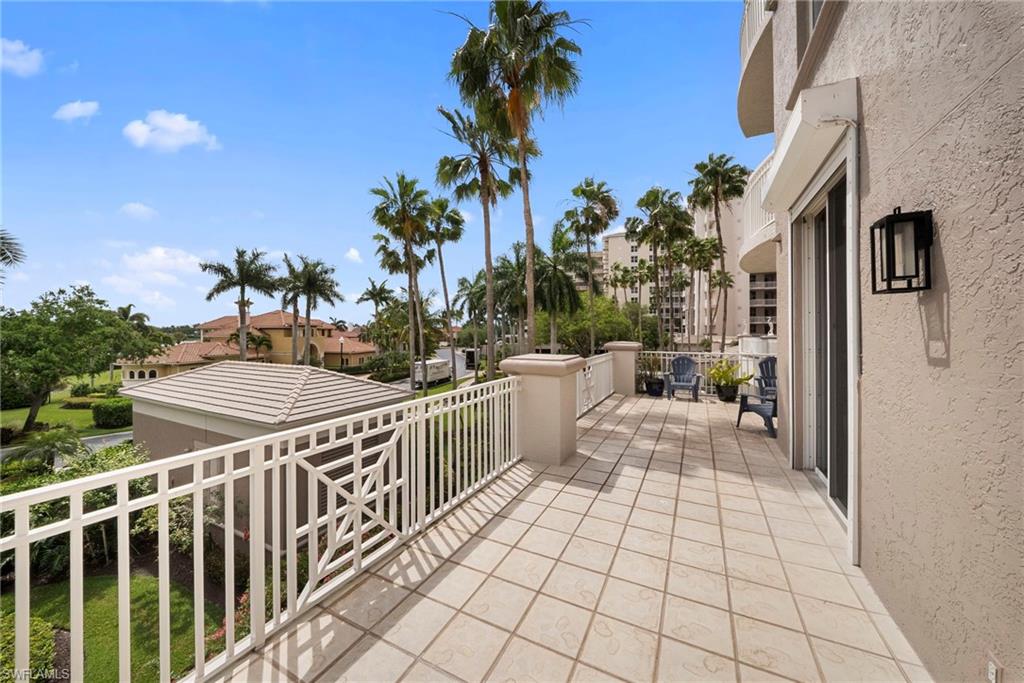 THE SHORES - Residential