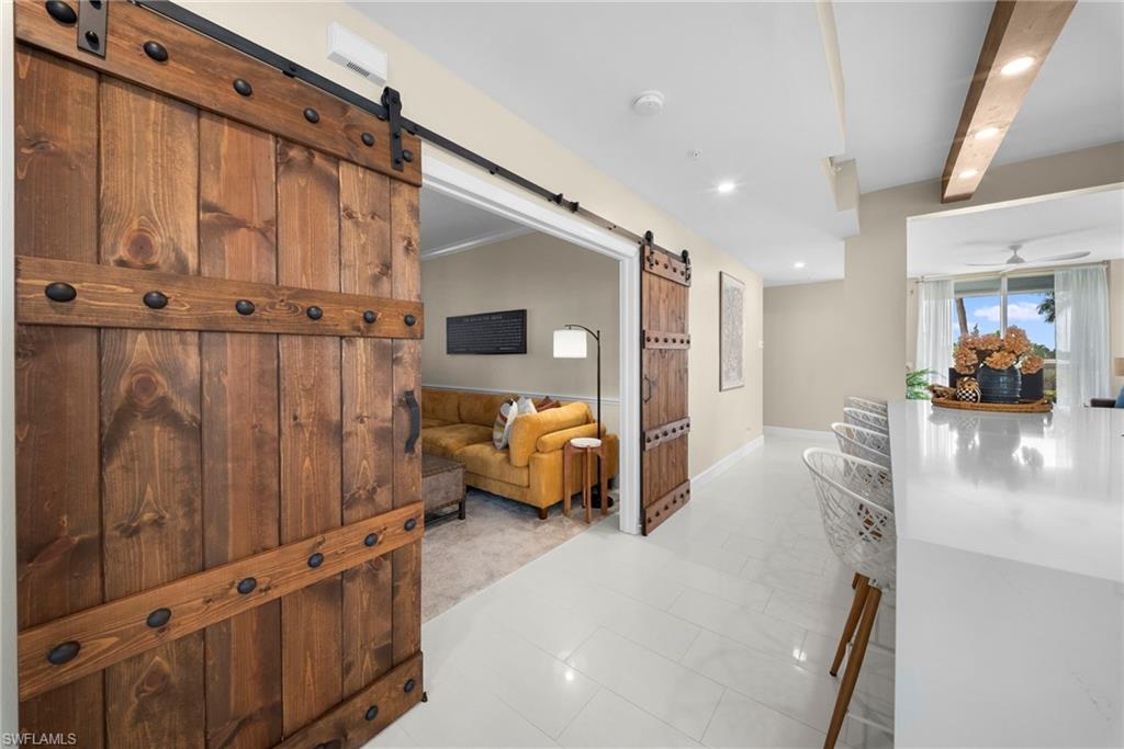 THE SHORES - Residential