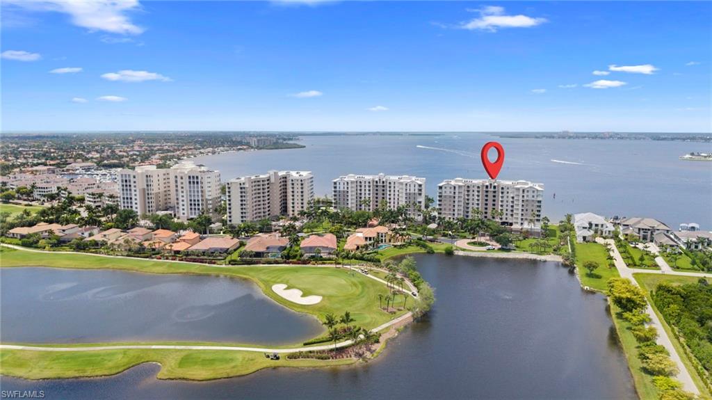 THE SHORES - Residential