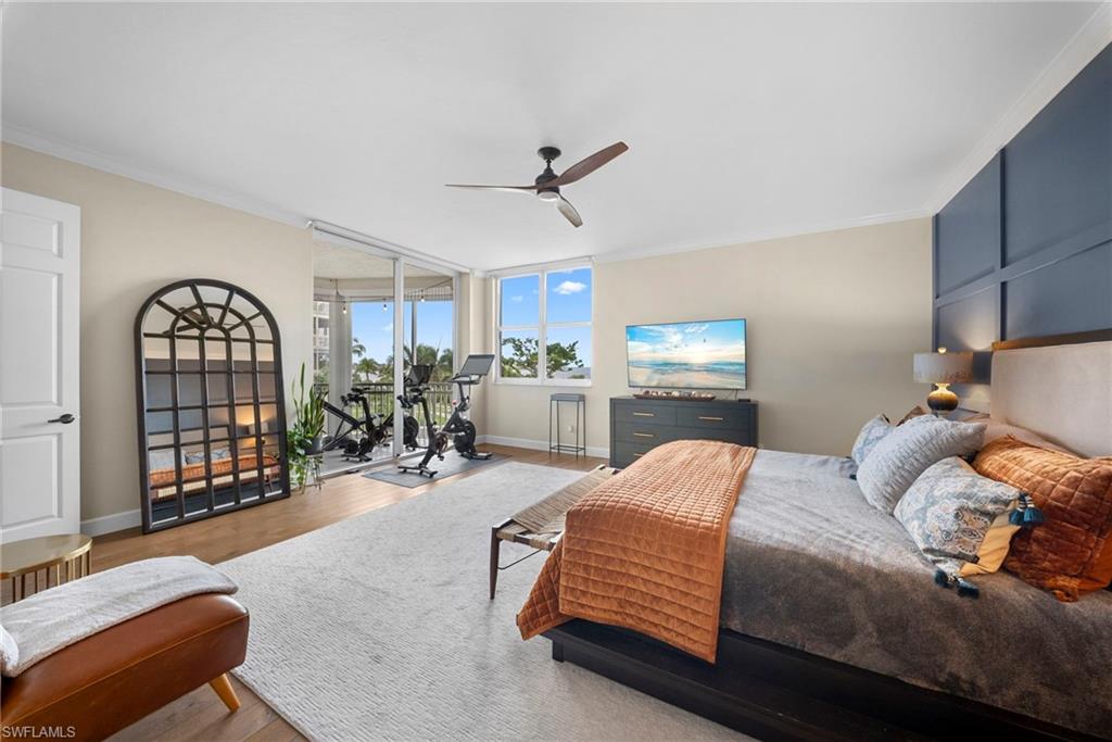 THE SHORES - Residential