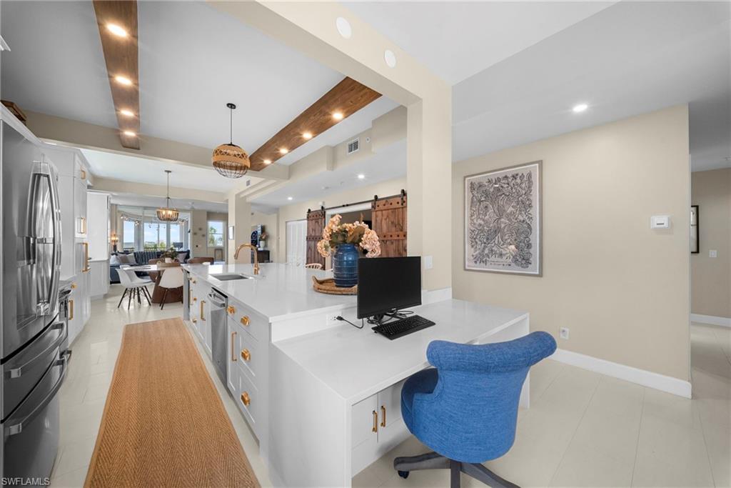 THE SHORES - Residential