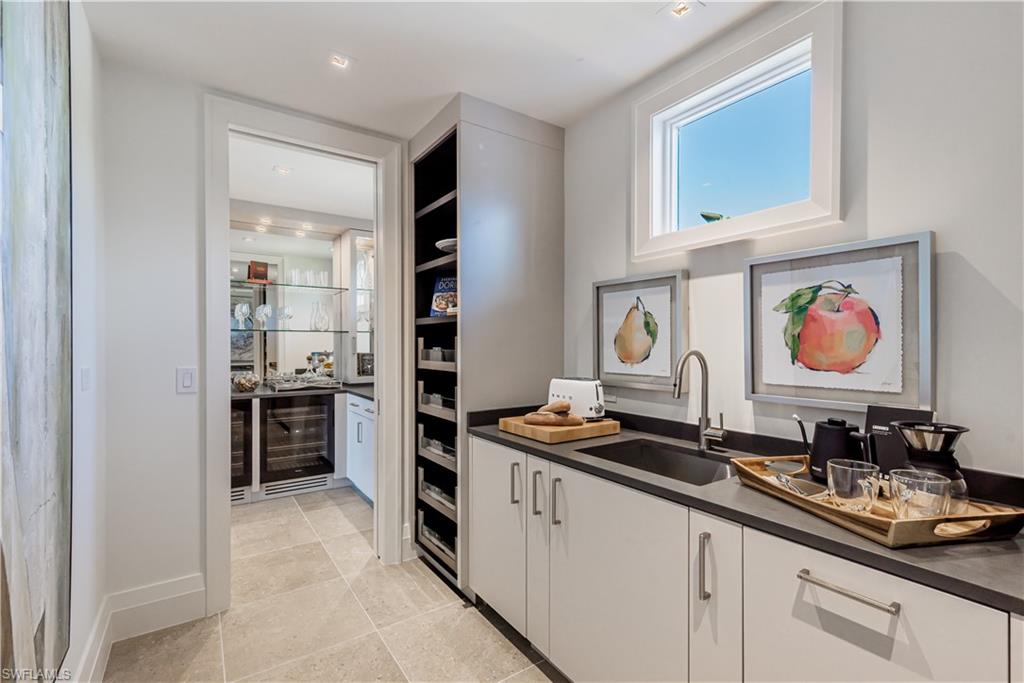 PARK SHORE - Residential