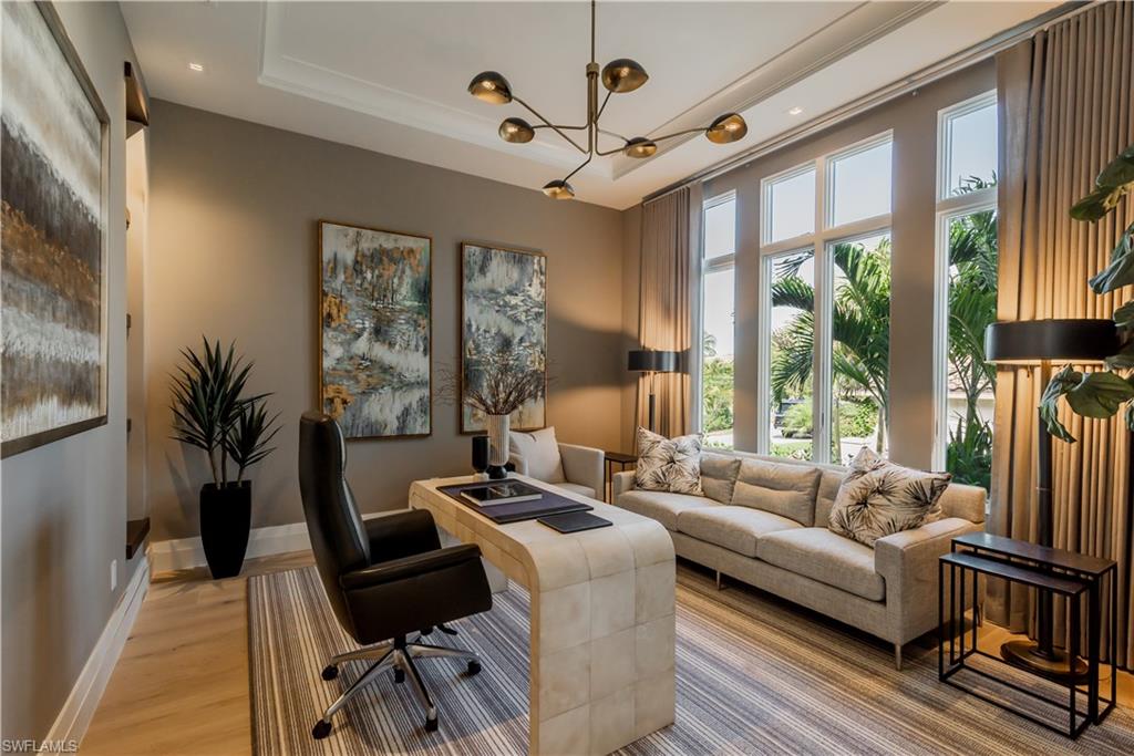 PARK SHORE - Residential