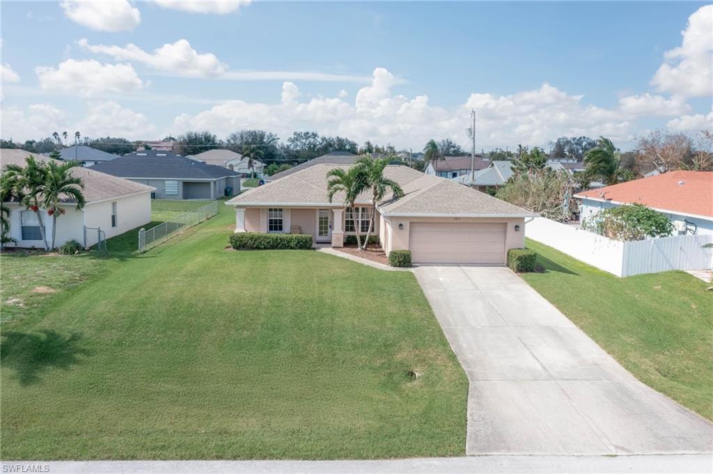 CAPE CORAL - Residential