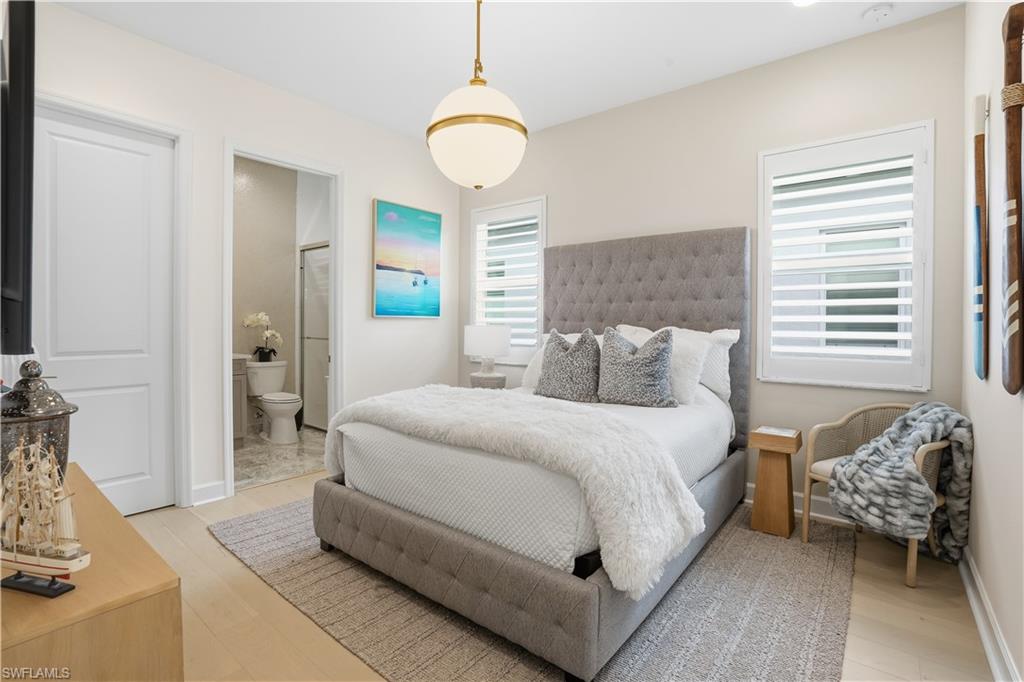 VALENCIA TRAILS - Residential