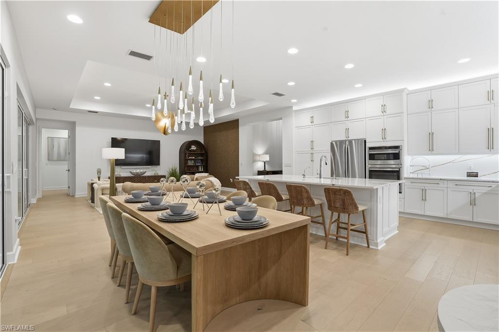 VALENCIA TRAILS - Residential