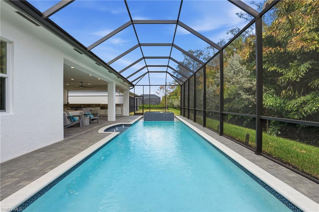 VALENCIA TRAILS - Residential