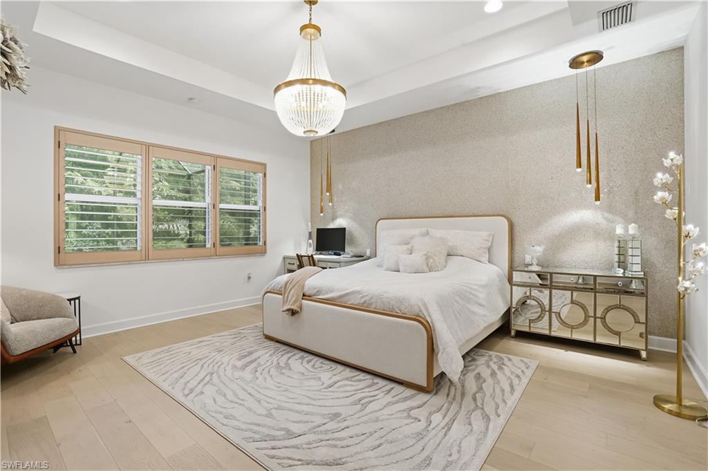 VALENCIA TRAILS - Residential