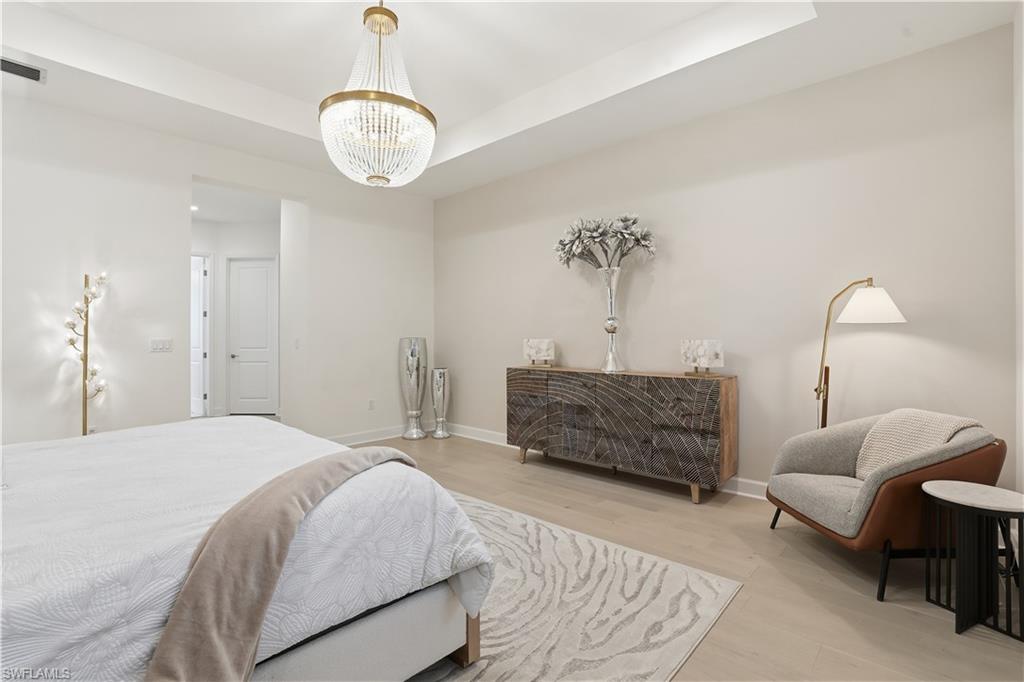 VALENCIA TRAILS - Residential