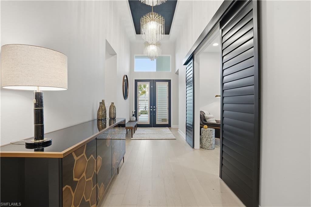 VALENCIA TRAILS - Residential