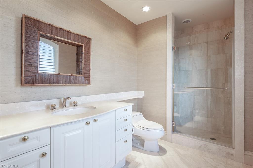 WINDSOR AT BAY COLONY - Residential