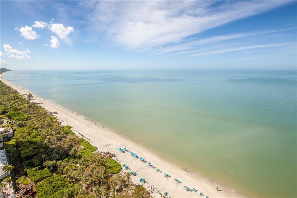 WINDSOR AT BAY COLONY - Residential