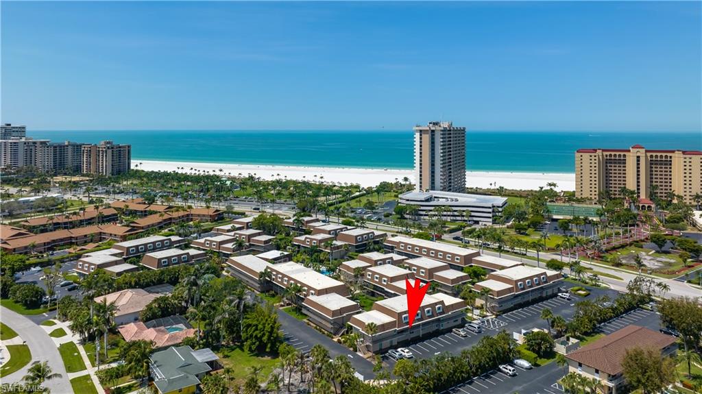 ISLAND MANOR APTS - Residential