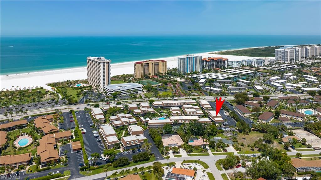 ISLAND MANOR APTS - Residential