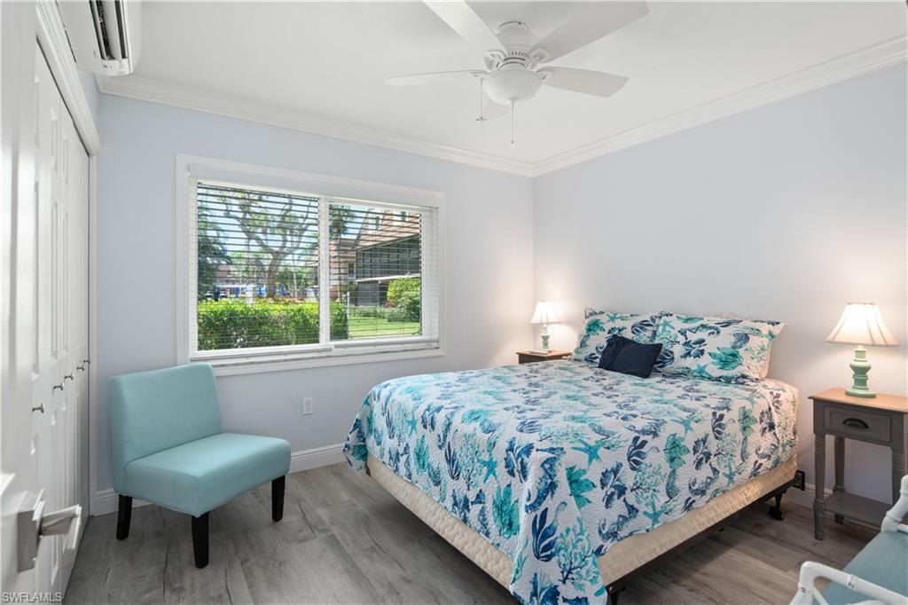 ISLAND MANOR APTS - Residential