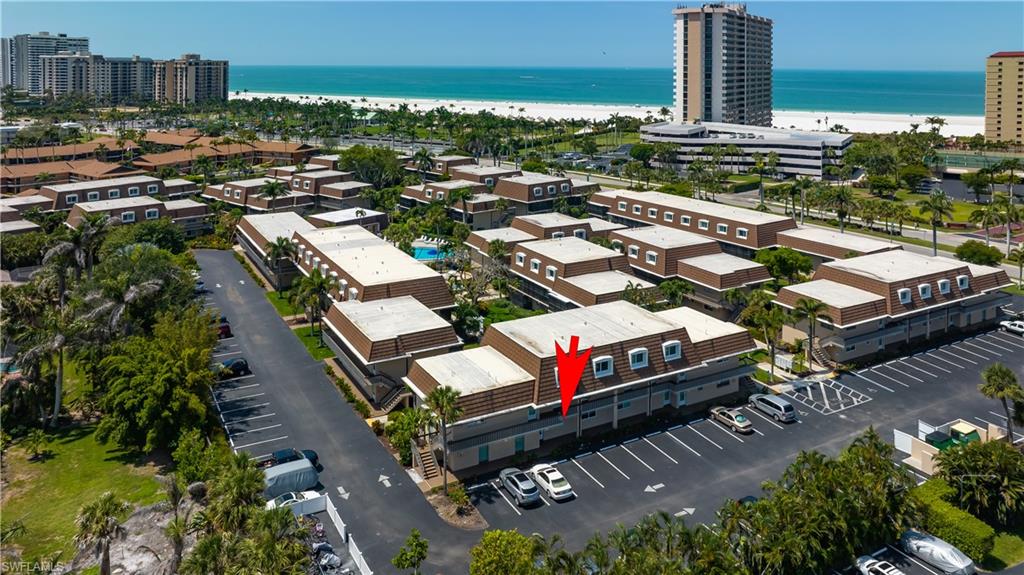 ISLAND MANOR APTS - Residential