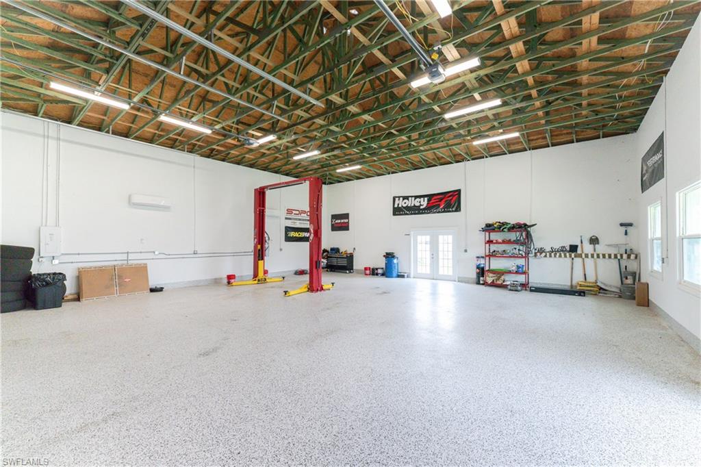 PORT CHARLOTTE - Residential