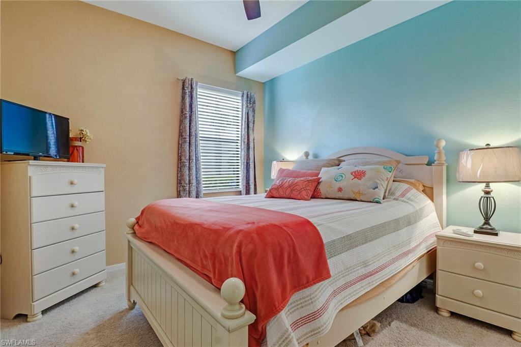 COACH HOMES AT HERITAGE BAY - Residential