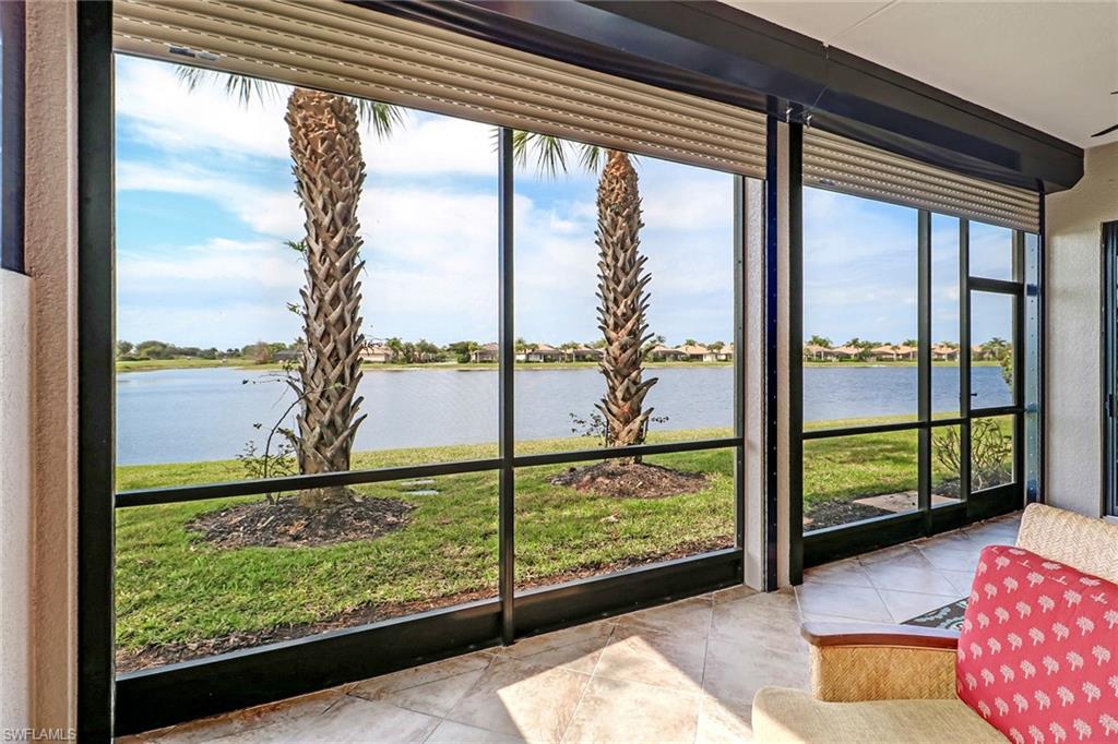 COACH HOMES AT HERITAGE BAY - Residential