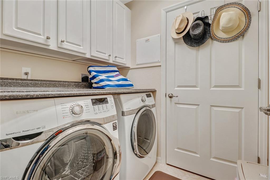 COACH HOMES AT HERITAGE BAY - Residential