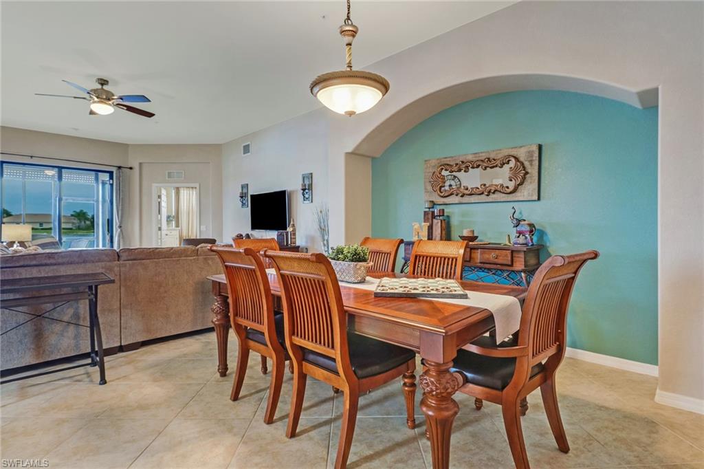 COACH HOMES AT HERITAGE BAY - Residential