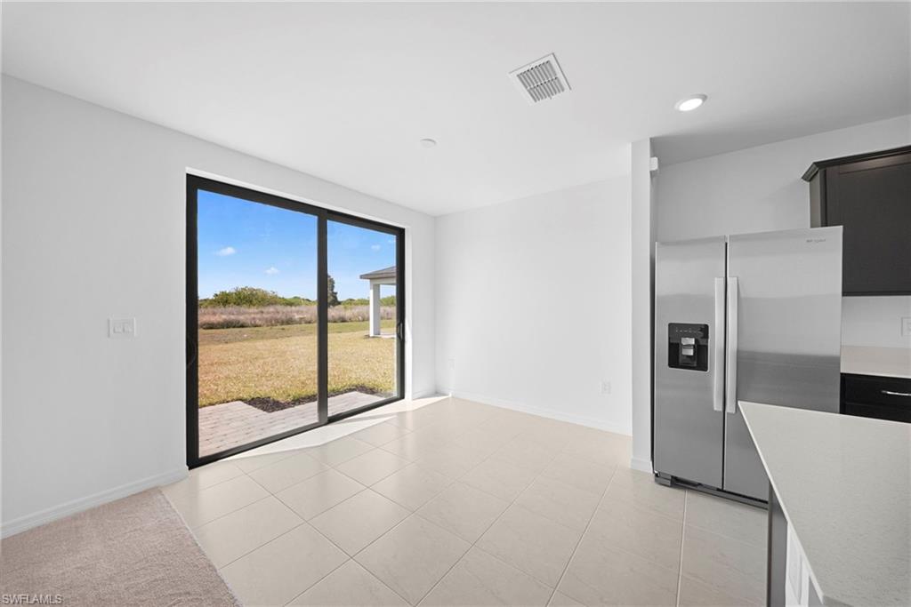 WHISPERING LAKES - Residential Lease