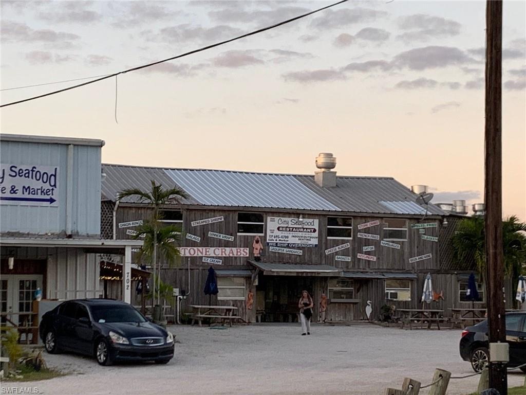 EVERGLADES CITY LODGE AND VILLAS - Residential