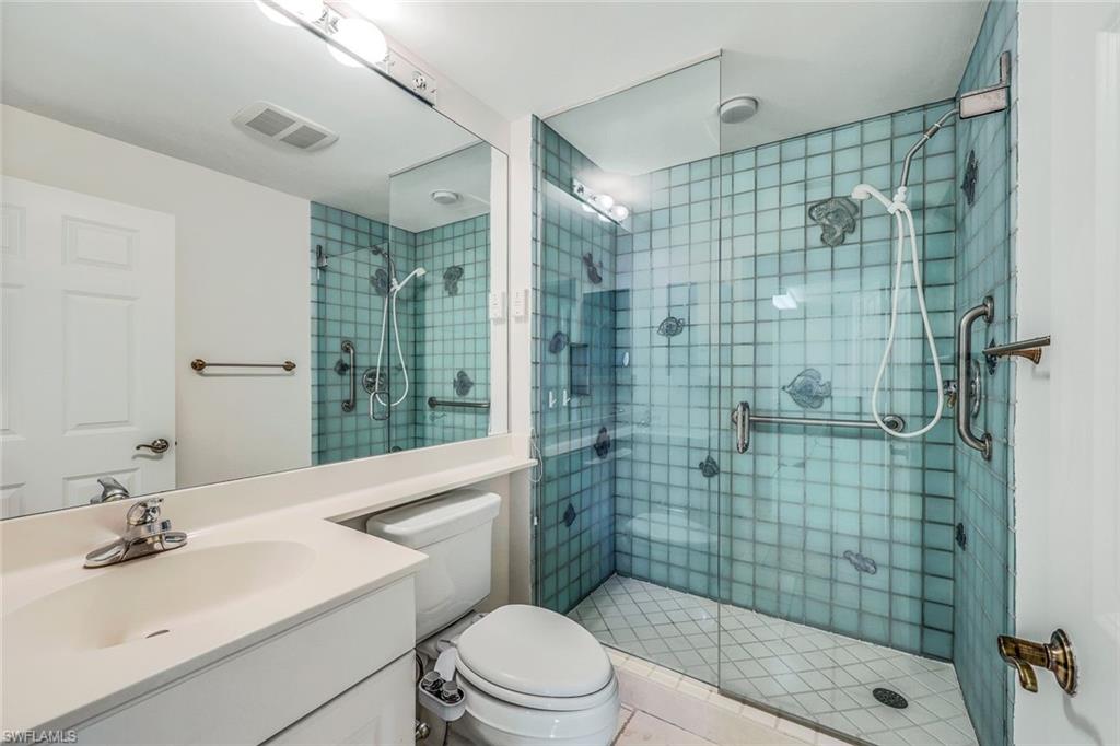 TOWER POINTE AT ARBOR TRACE - Residential