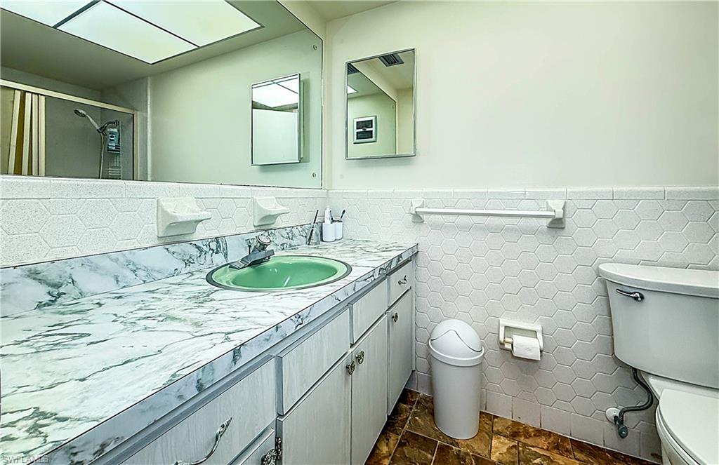 WILLOW LAKE SOUTH - Residential