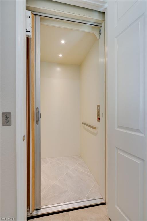 10536 Casella WAY 202