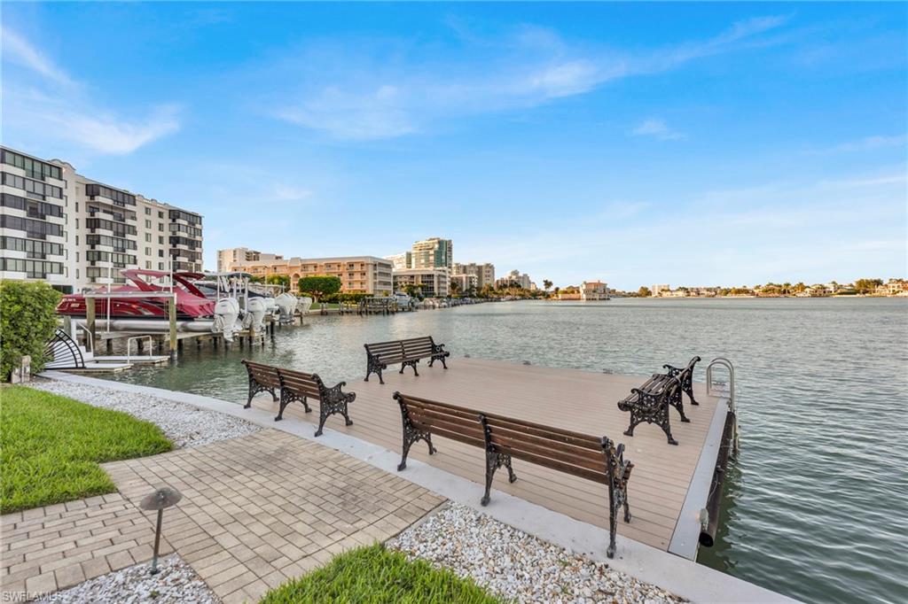 HARBORSIDE WEST - Residential